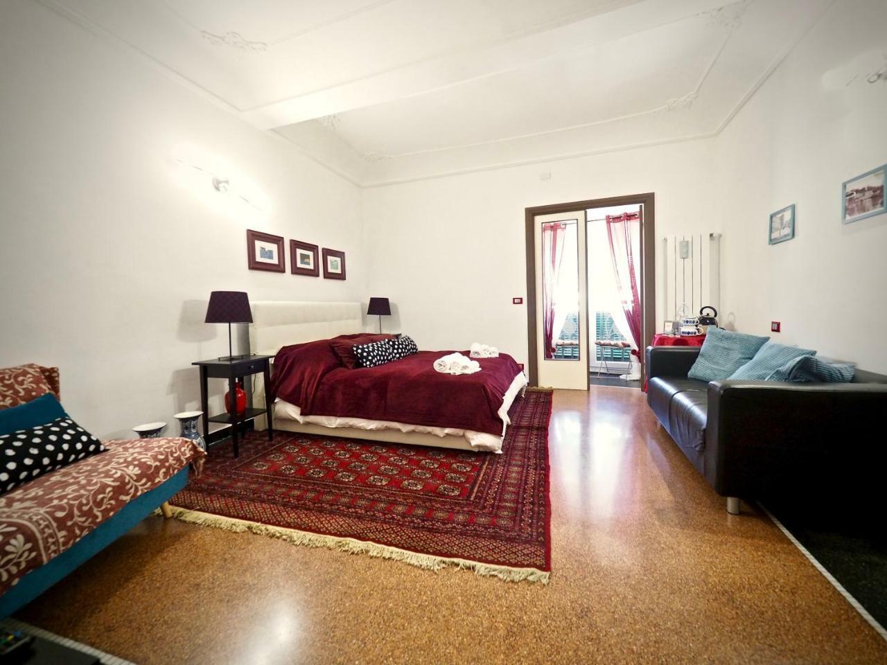 Romantic Suite Con Vista San Donato Генуа Екстериор снимка